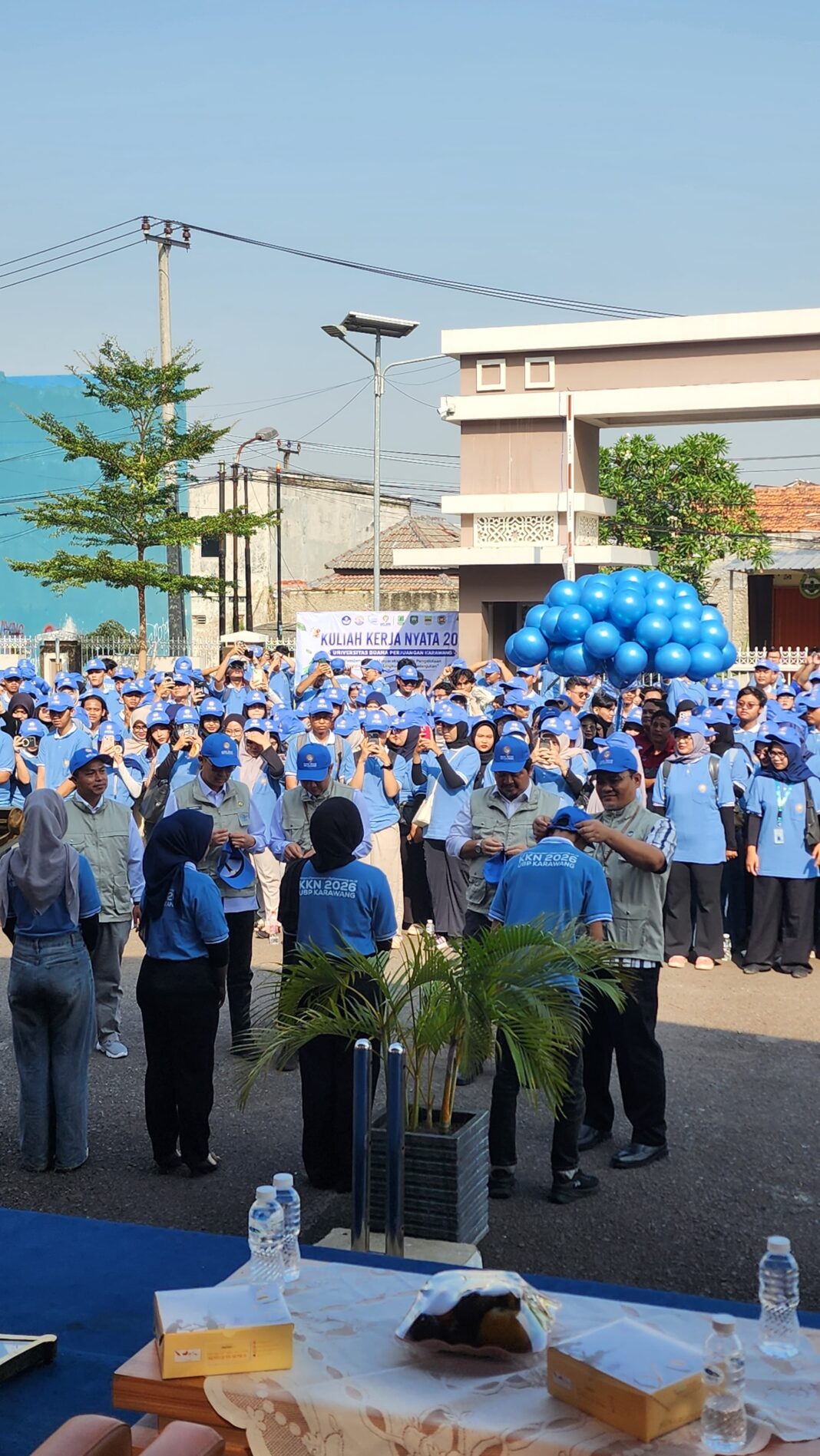 Rektor UBP Karawang: Jadilah Mahasiswa yang Memberikan Solusi untuk Masyarakat Melalui KKN