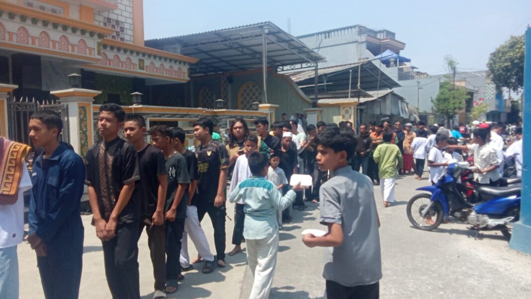 Putri Ramadhanty Salurkan Santunan Anak Yatim dalam Momentum Jumat Berkah